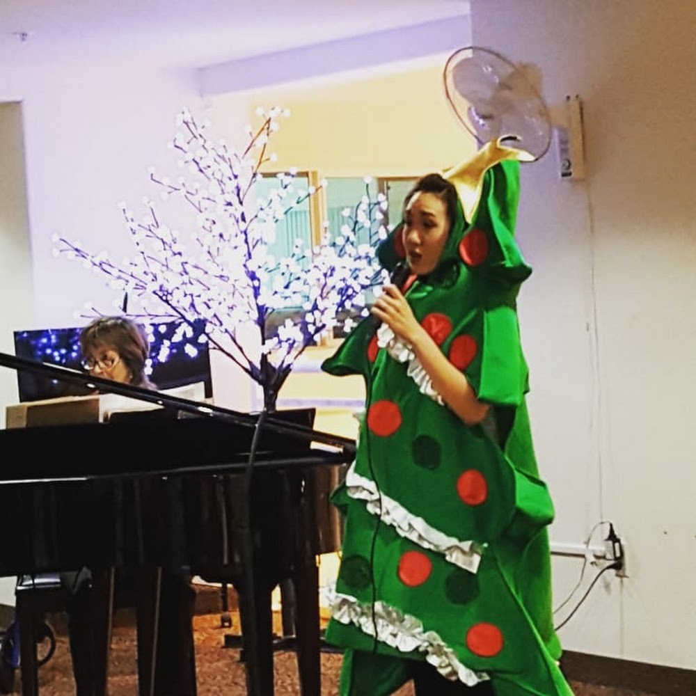 Meet your Posher, Ashley